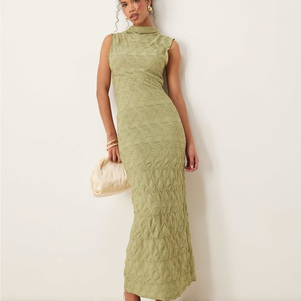 NWT VILA Textured Olive Maxi Dress